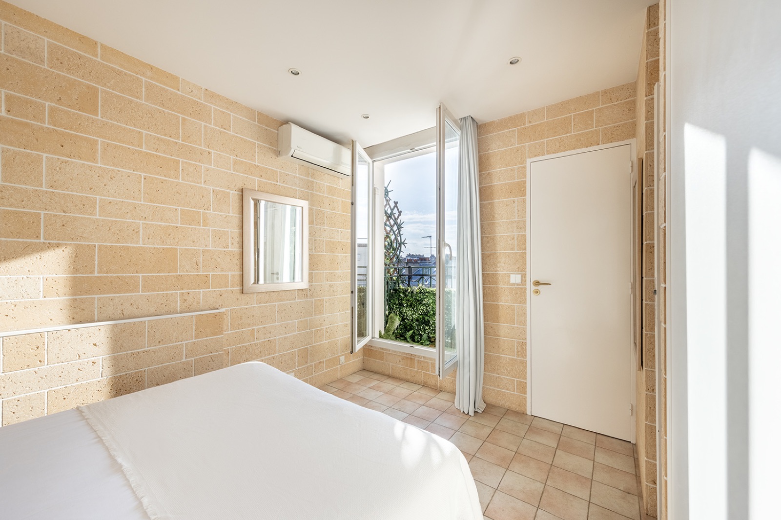 Chambre séparée de l’Appartement familial deux pièces